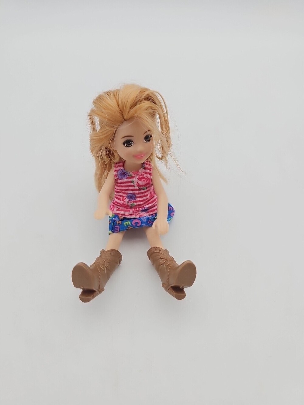 2010 Chelsea Doll Toy Mattel Barbie Little Sister Blue Eyes Dress Outfit 5.5"